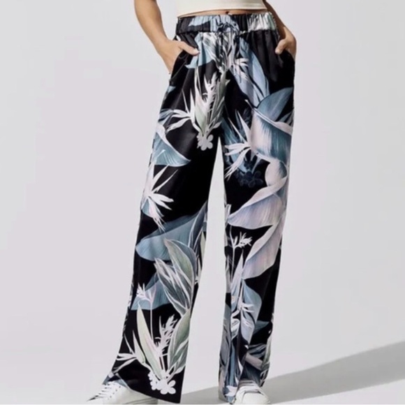Carbon 38 Pants - Carbon 38 Silky Wide Leg Floral Women's Size Small